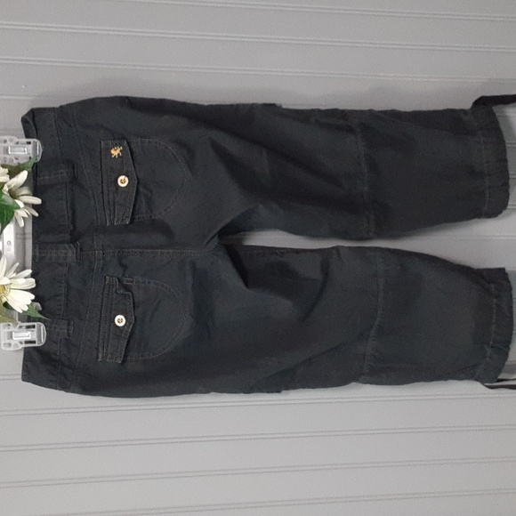 Express Cargo Capris - Picture 4 of 4